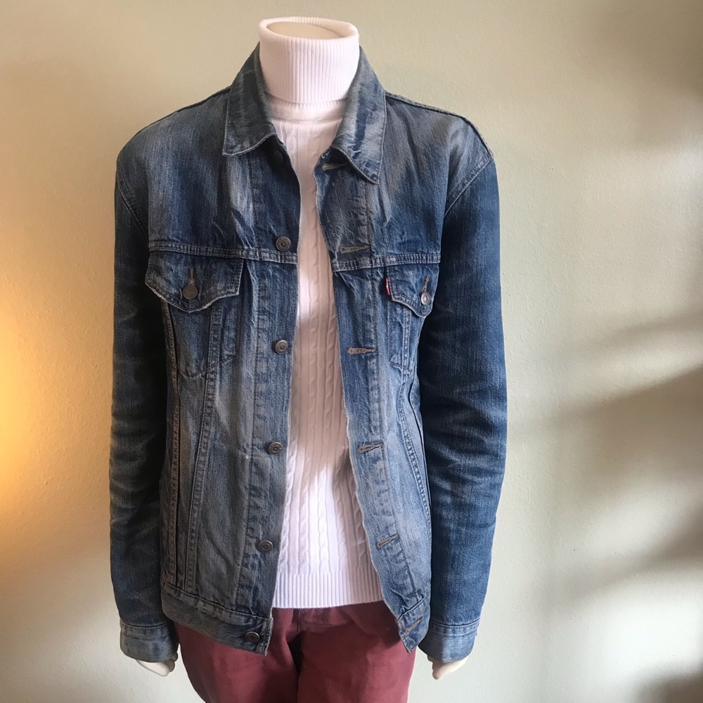 “NEW ARRIVALS” Men’s Levis Strauss &Co Blue Denim Jacket In Size M Imported